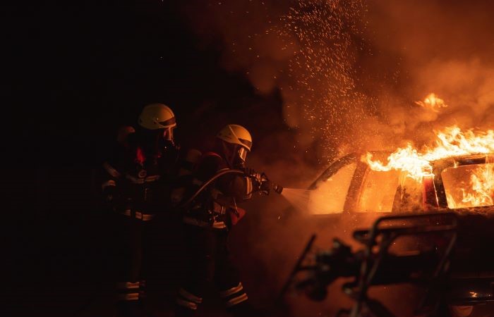 Cobertura de incendio de vehiculo